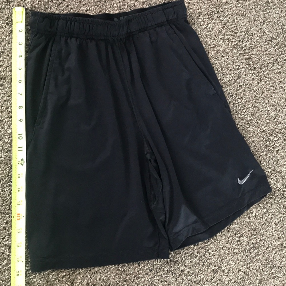 Men’s medium Nike dri fit athletic shorts